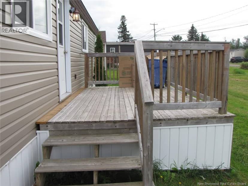 20 Rivereast Drive, Riverview, photo 7