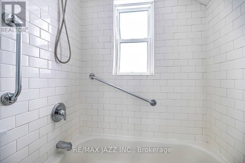 548 Front Street — photo 15 of 21