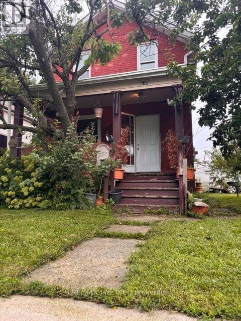 548 Front Street — photo 1 of 21
