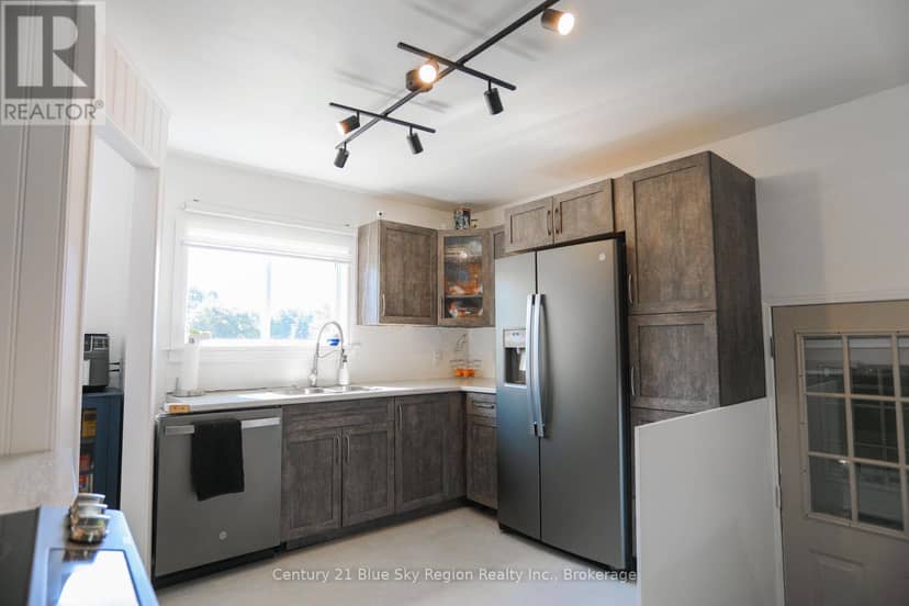 732 Airport Road — photo 12 of 40