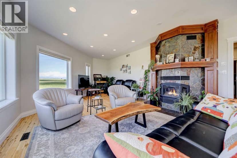 7106 Range Rd 292 — photo 11 of 40