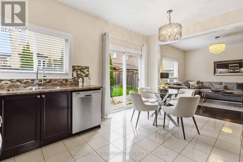 28 Cater Avenue — photo 23 of 40