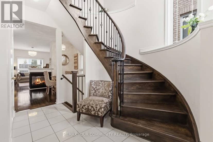 28 Cater Avenue — photo 7 of 40