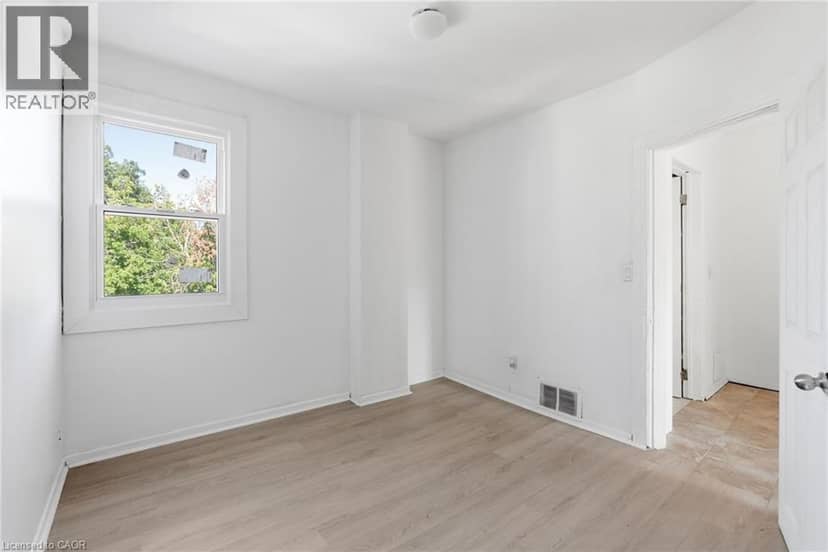 41 BARNESDALE Avenue N — photo 15 of 25