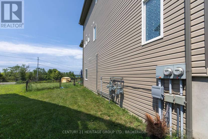 141 Superior Drive — photo 18 of 40
