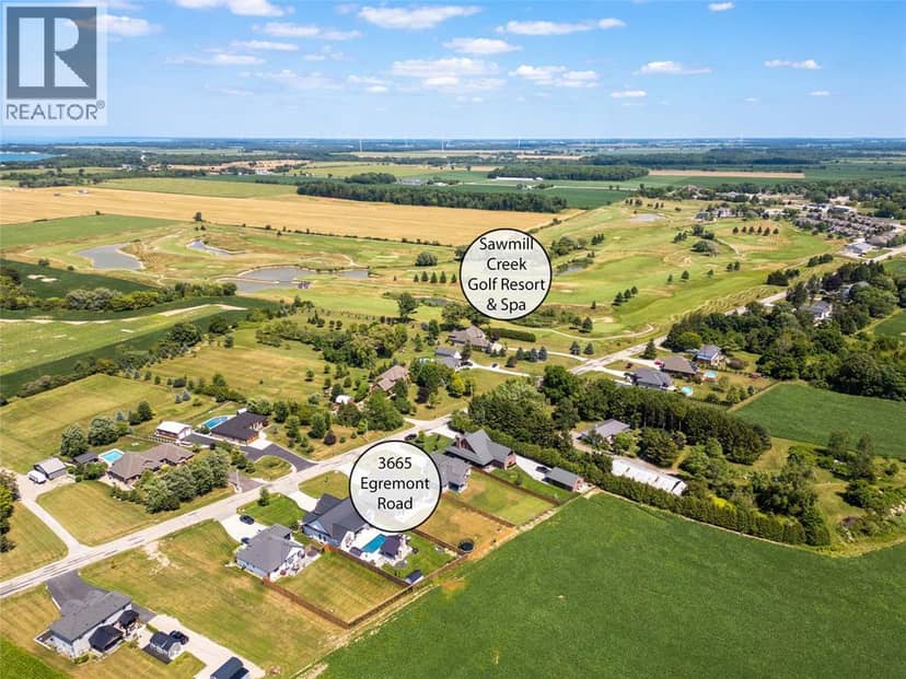 3665 Egremont Road, Plympton-Wyoming, photo 4