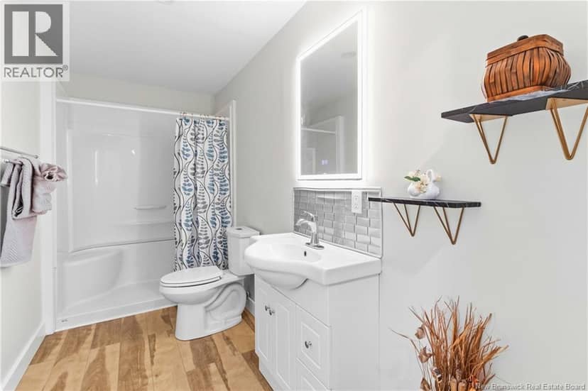 607 Royal Oaks Boulevard — photo 29 of 40