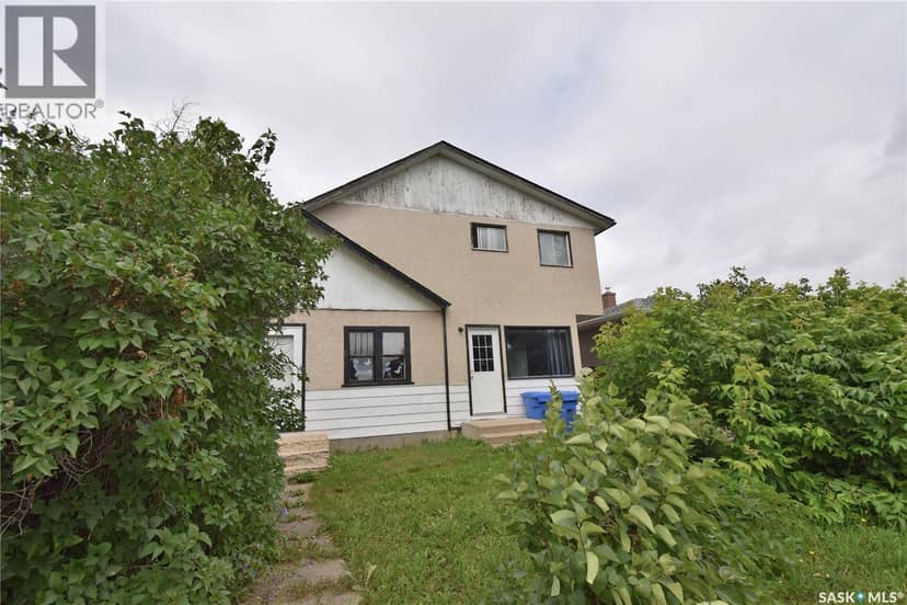 664 7th STREET E, Prince Albert