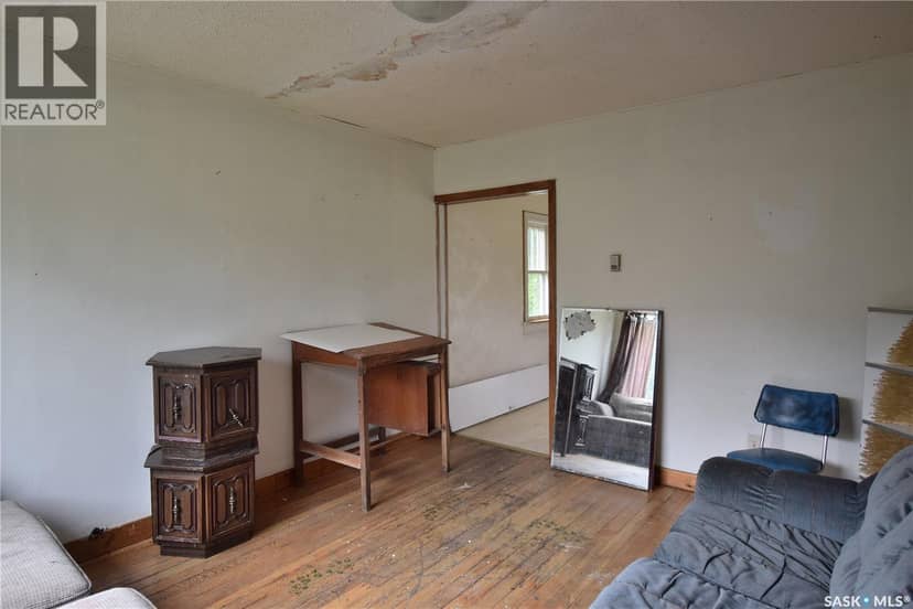 664 7th STREET E, Prince Albert, photo 3