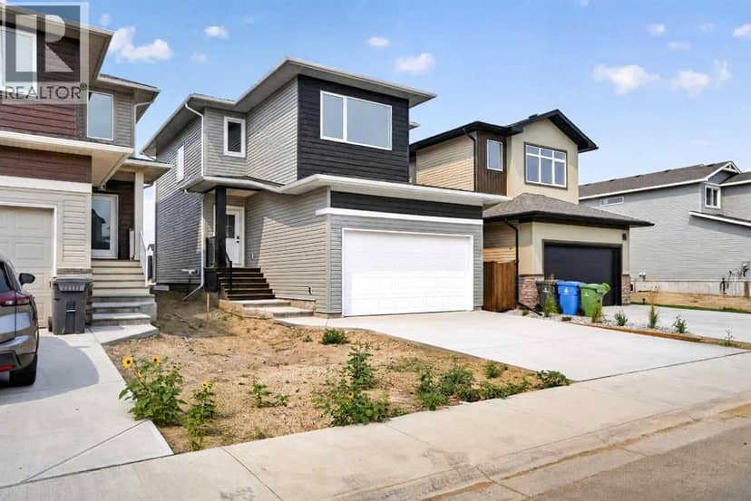 2518 44 Street S, Lethbridge, photo 2