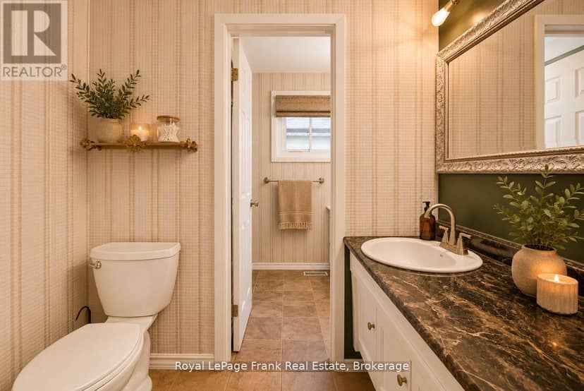 185 Athabasca Street — photo 16 of 28