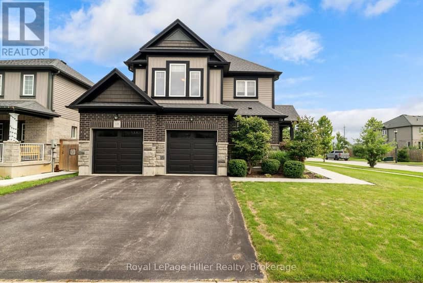 15 Robertson Drive — photo 2 of 40