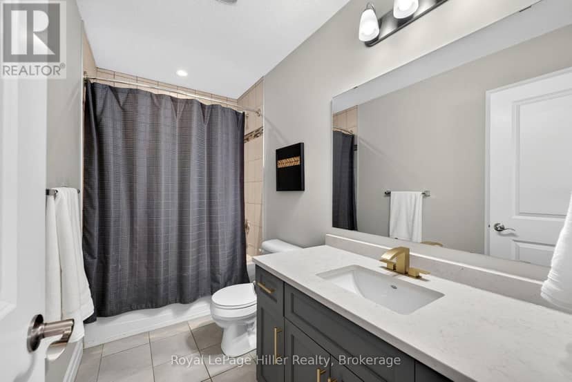 15 Robertson Drive — photo 23 of 40
