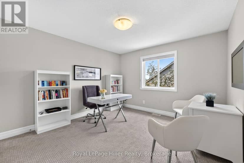15 Robertson Drive — photo 26 of 40