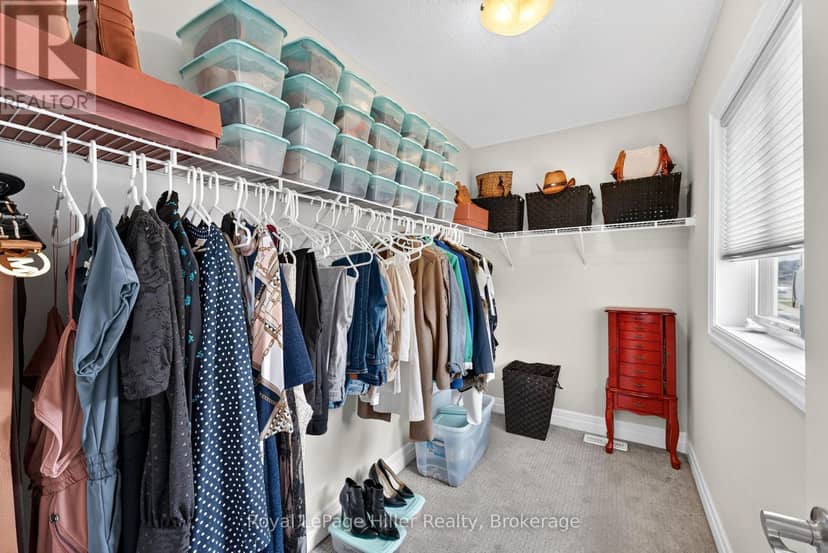 15 Robertson Drive — photo 35 of 40