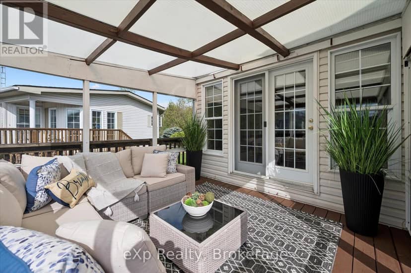 18 Jasper Heights Private — photo 29 of 40