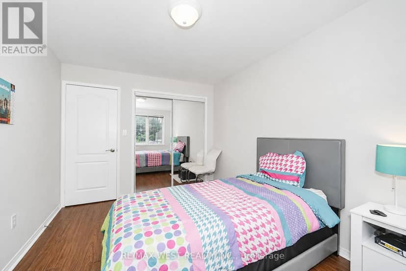 D11 - 108 Finch Avenue W — photo 7 of 10