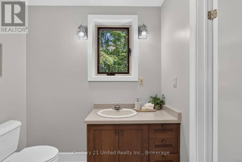 2450 Victoria Springs Lane E — photo 20 of 40
