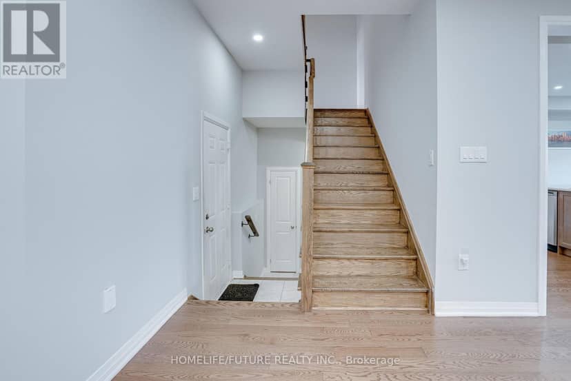 47 Clipper Lane — photo 17 of 32