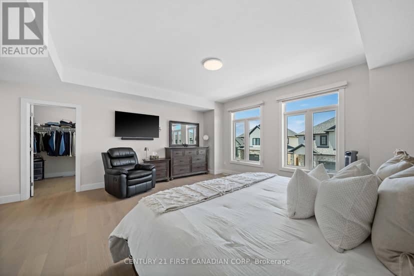 8-7966 Fallon Drive — photo 25 of 40