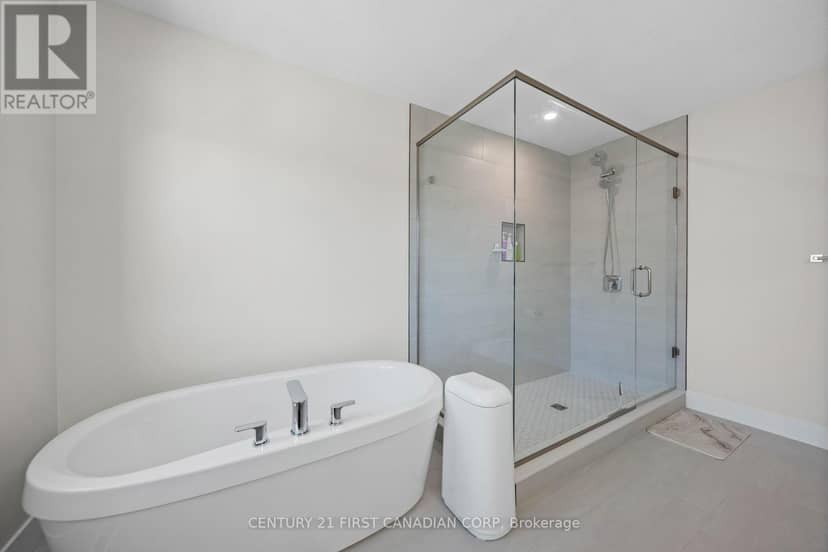 8-7966 Fallon Drive — photo 29 of 40