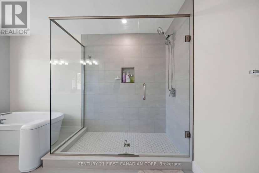 8-7966 Fallon Drive — photo 30 of 40