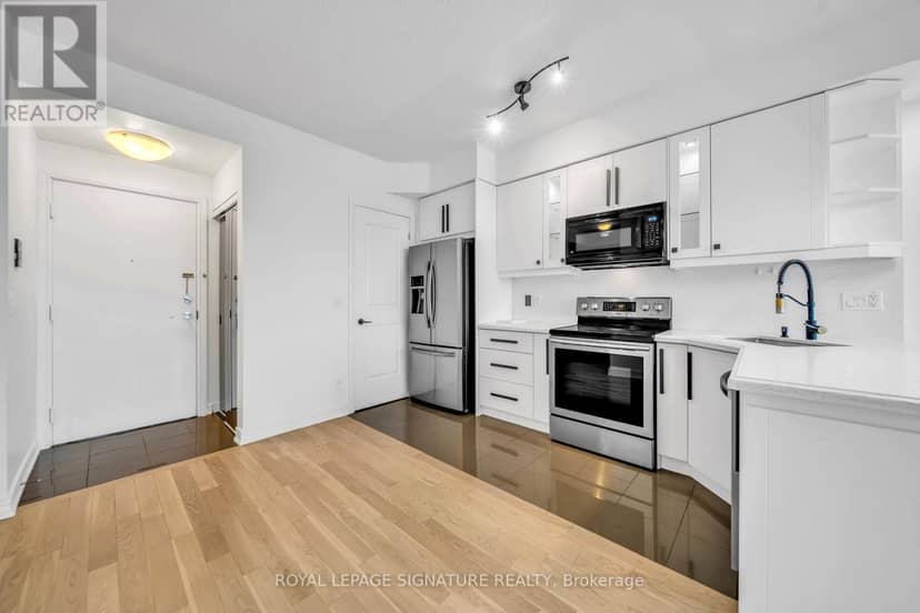 1506NE - 9205 Yonge Street — photo 9 of 40