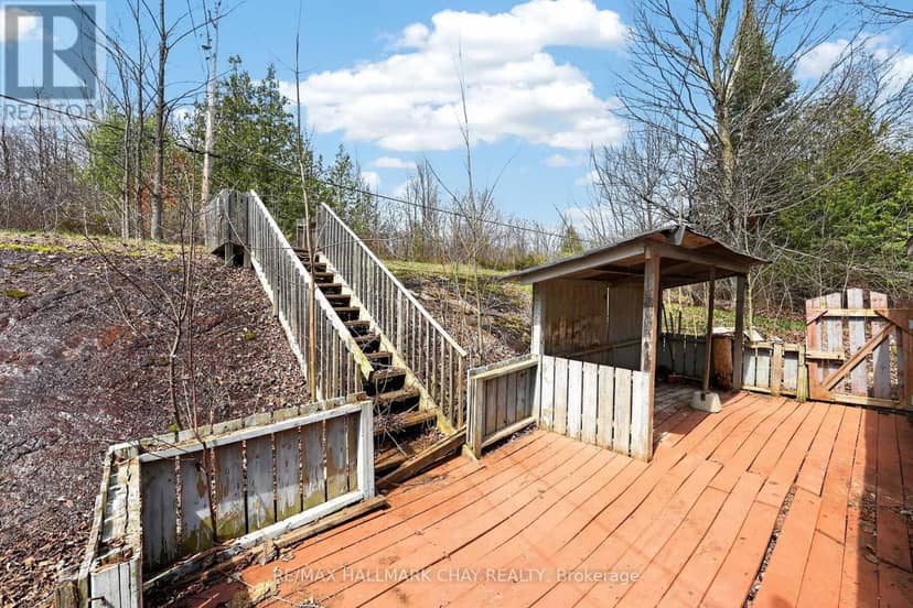 127 Monck Road — photo 15 of 20