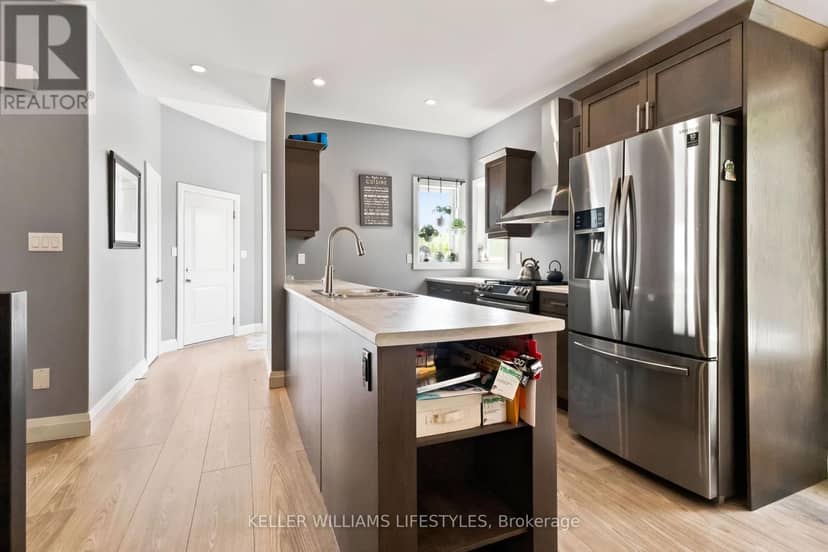7 - 727 Apricot Drive, London South, photo 6