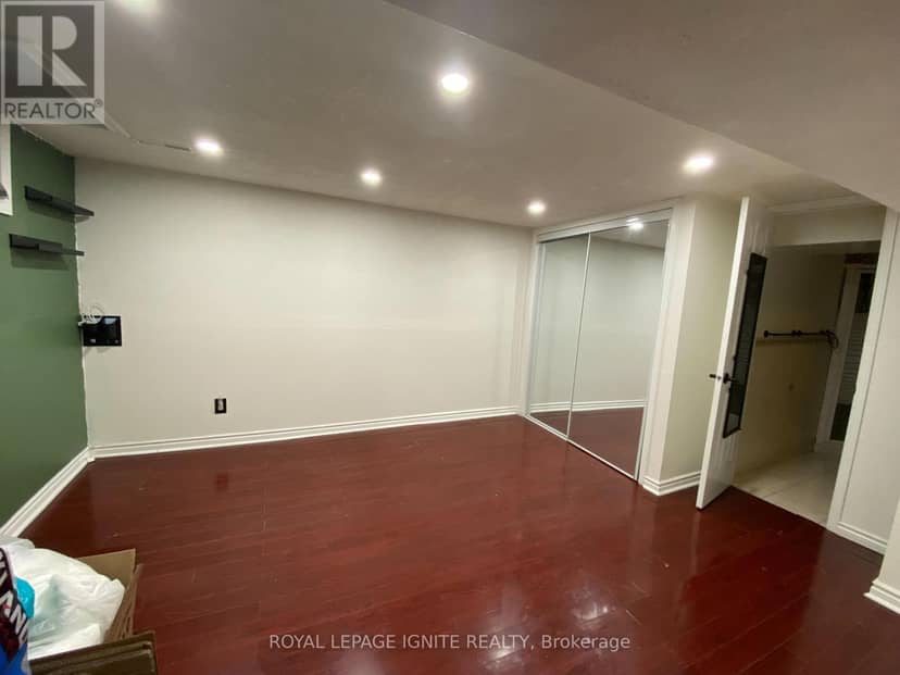 83 Coxworth Crescent — photo 38 of 40