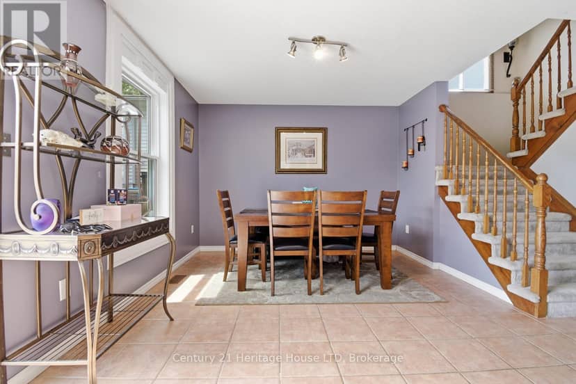 6864 Sunrise Court — photo 15 of 40