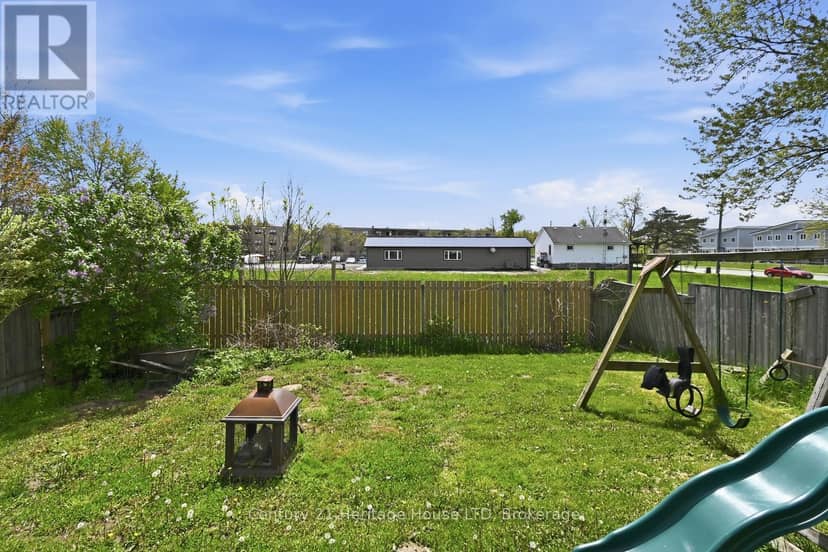 6864 Sunrise Court — photo 38 of 40