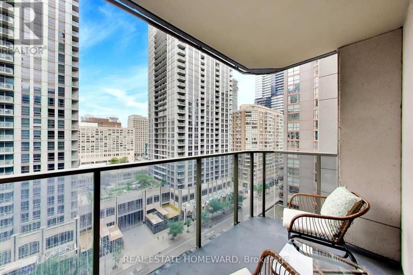 1511 - 750 Bay Street — photo 18 of 29