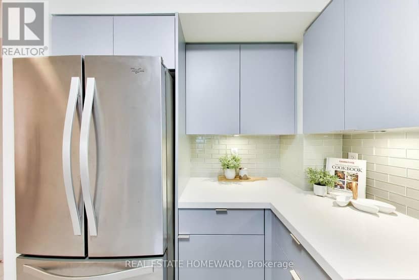 1511 - 750 Bay Street — photo 6 of 29