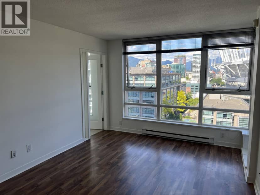 1707 939 EXPO BOULEVARD, Vancouver