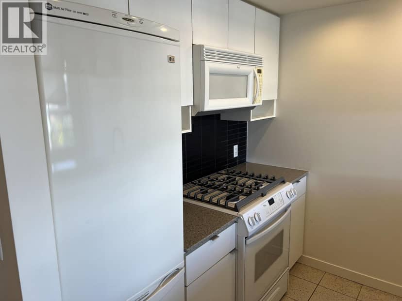 1707 939 EXPO BOULEVARD, Vancouver, photo 7