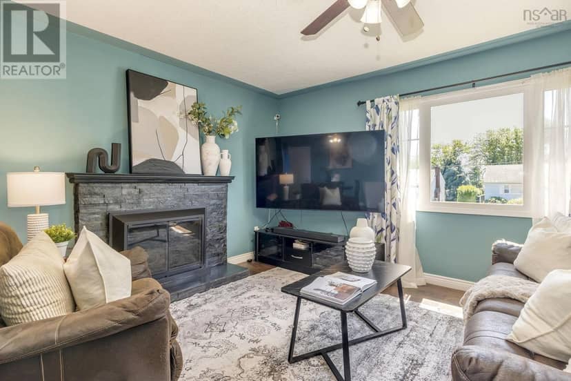 10 Westwood Drive — photo 7 of 40