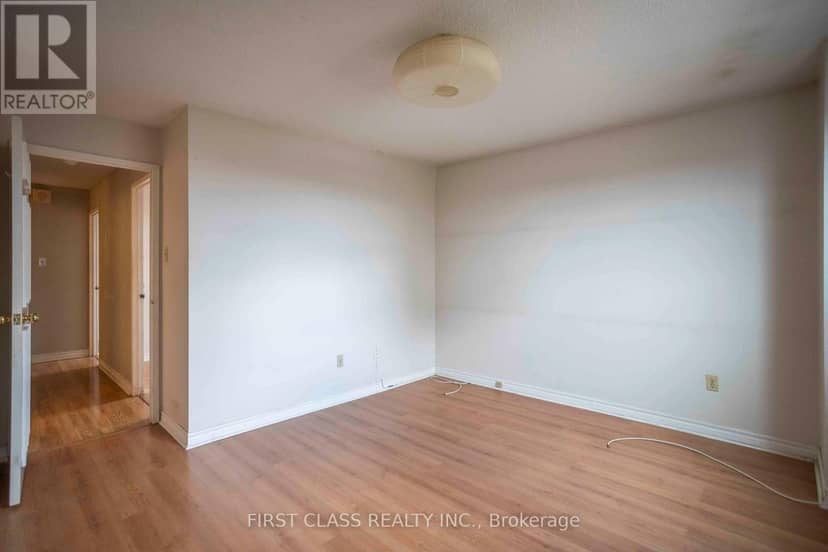 711 - 1338 York Mills Road — photo 11 of 34
