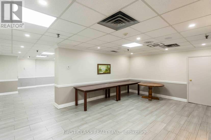 711 - 1338 York Mills Road — photo 32 of 34