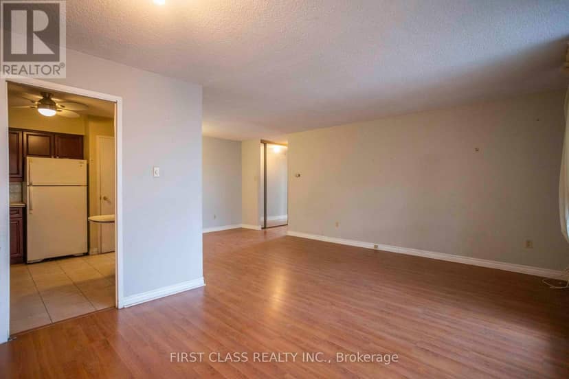 711 - 1338 York Mills Road — photo 5 of 34