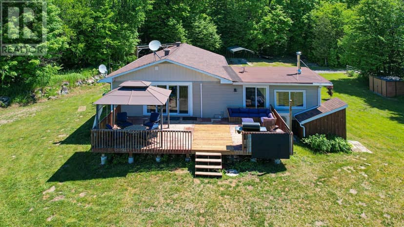 1218 Galbraith Road, Lanark Highlands, photo 3