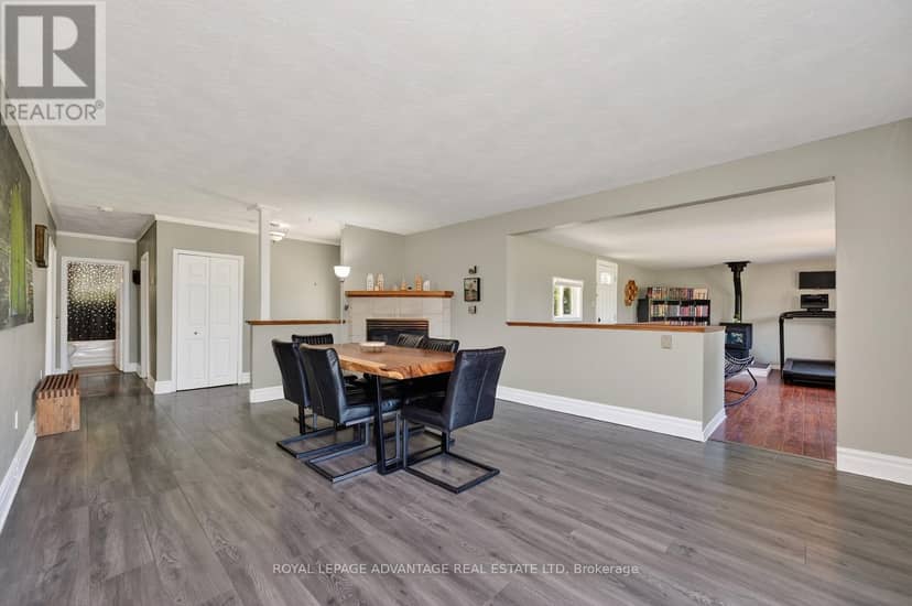 1218 Galbraith Road — photo 9 of 40