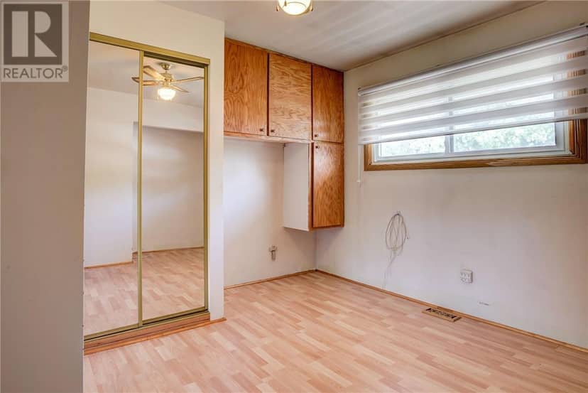 222 Riverside Drive — photo 17 of 34
