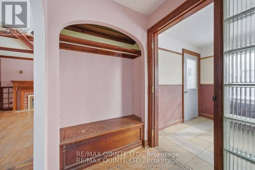3810 Springbrook Road — photo 4 of 33