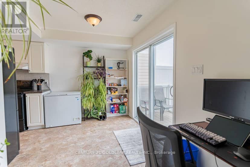 58 - 379 Aquaview Drive — photo 14 of 40
