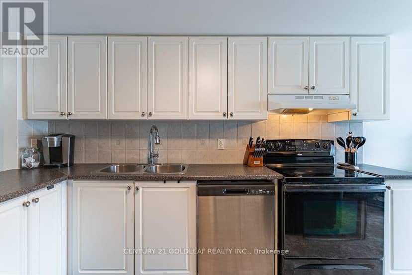 58 - 379 Aquaview Drive — photo 16 of 40