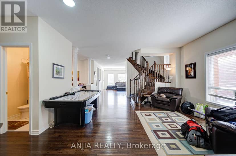 102 Westminster Circle — photo 4 of 20
