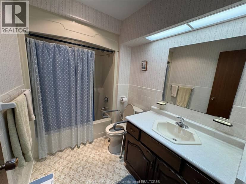 1239 Oxford & Lot 13 Oxford Avenue — photo 16 of 38