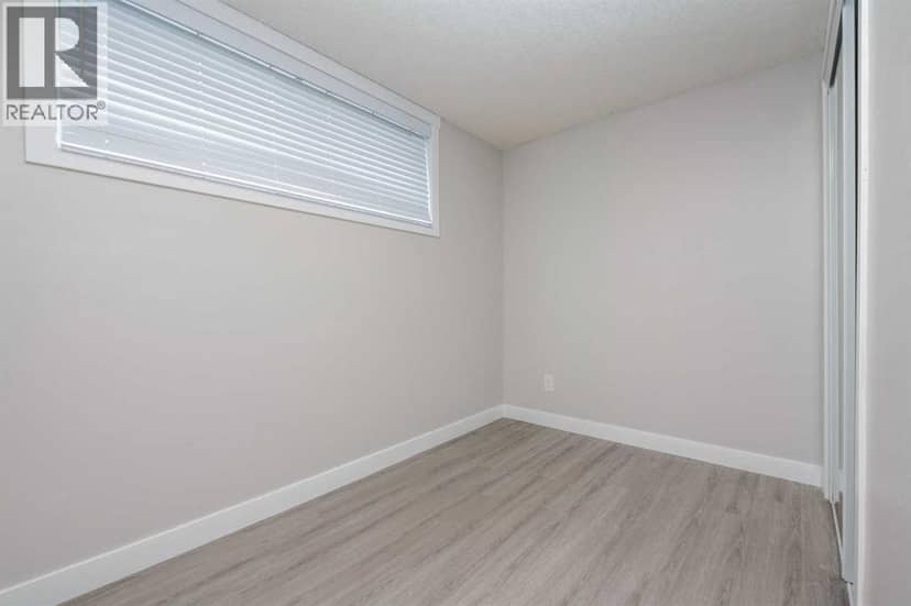 6036 4 Street NE — photo 35 of 40