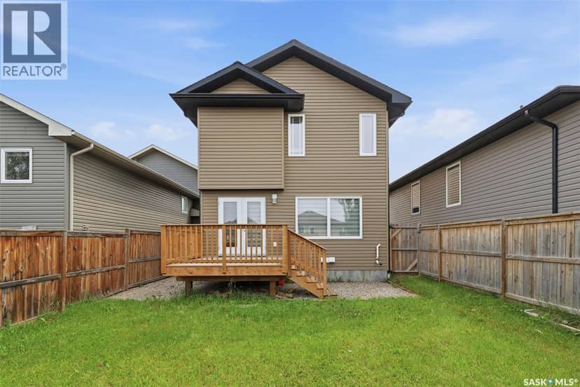 150 Henick CRESCENT — photo 30 of 35